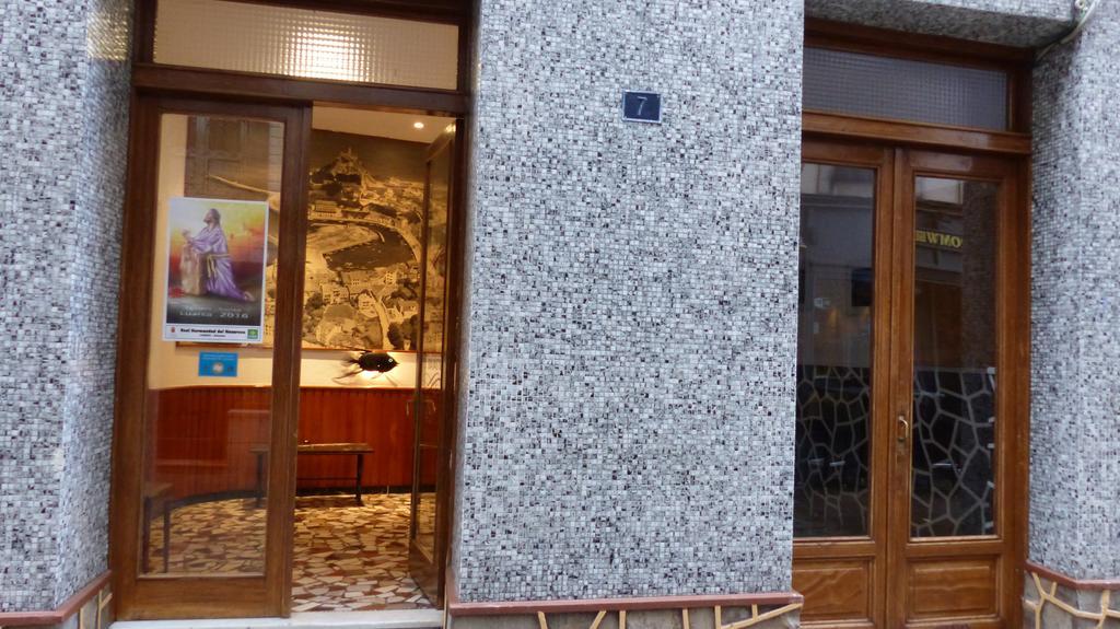 Pension Oria Luarca Extérieur photo